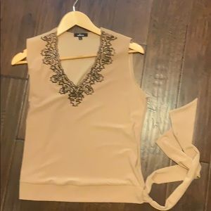Stylish tank with side tie and neck details